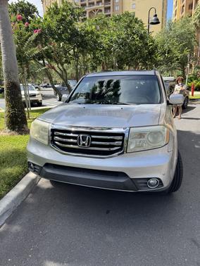 Silver 2012 Honda Pilot Touring