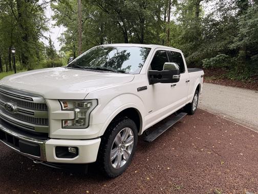 White 2017 Ford F-150 Platinum