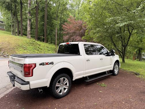 White 2017 Ford F-150 Platinum