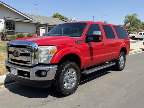 Red 2013 Ford F-250 XLT