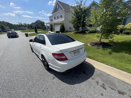 White 2009 Mercedes-Benz C-Class C 350 Sport