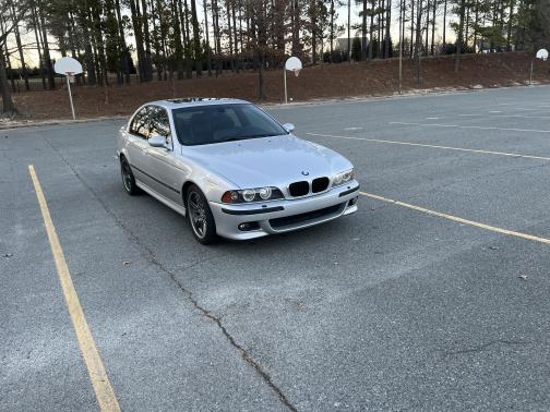 2002 BMW M5 Base