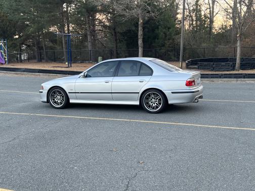 2002 BMW M5 Base