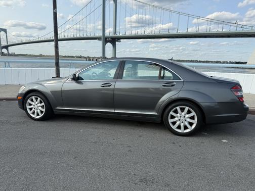 2007 Mercedes-Benz S-Class S 550 4MATIC