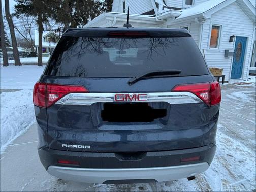 2018 GMC Acadia SLE-1