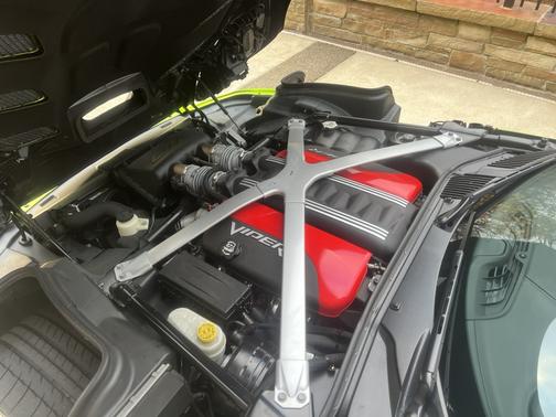 2013 Dodge SRT Viper Base