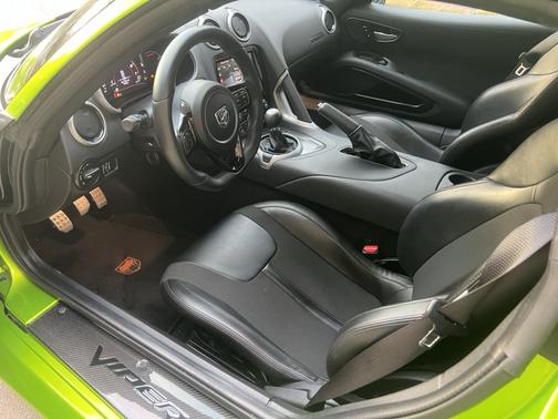 2013 Dodge SRT Viper Base