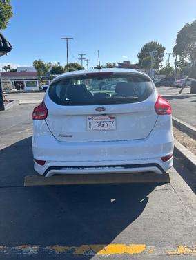 White 2016 Ford Focus SE