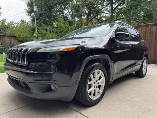 Black 2015 Jeep Cherokee Latitude