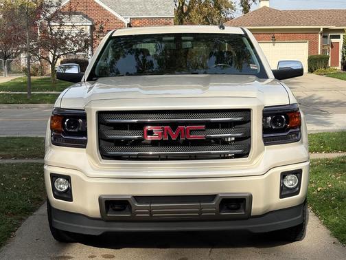 White 2015 GMC Sierra 1500 SLE