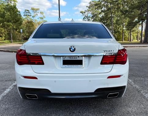 2014 BMW 750 i