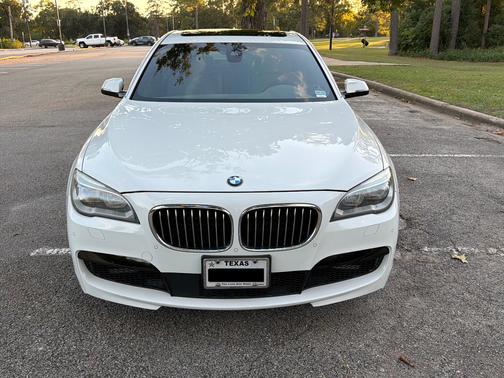 2014 BMW 750 i