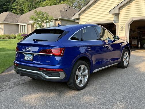 2022 Audi Q5 Sportback S line Premium Plus