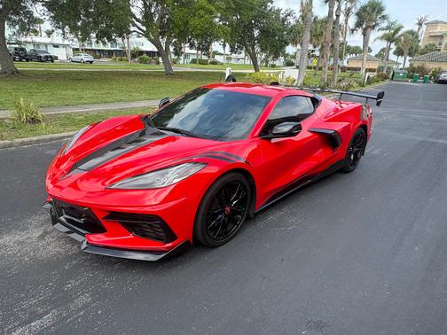 Red 2024 Chevrolet Corvette Stingray w/2LT