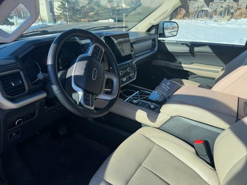 2023 Ford Expedition Max XLT