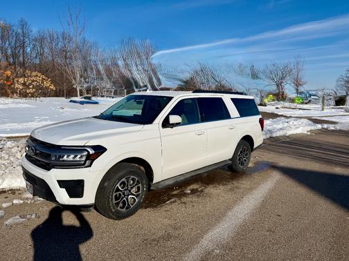 2023 Ford Expedition Max XLT
