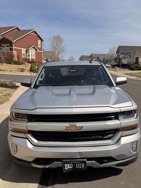 Silver 2018 Chevrolet Silverado 1500 2LT