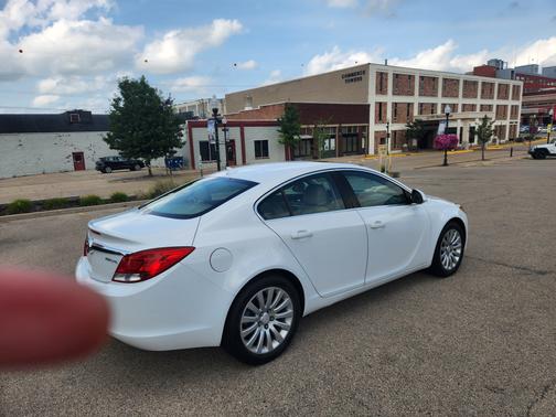 2012 Buick Regal Base