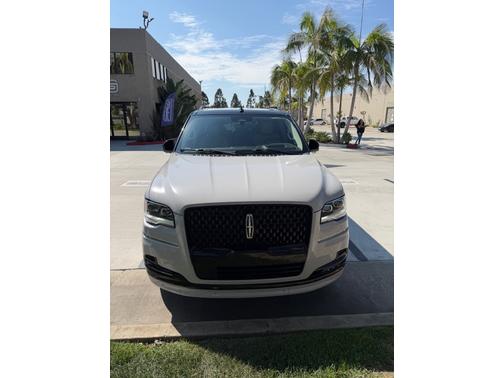2022 Lincoln Navigator Black Label