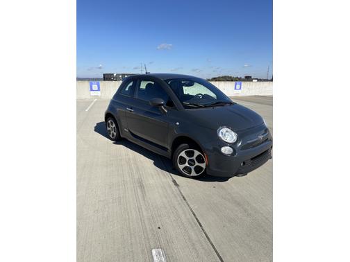 2017 FIAT 500e Battery Electric