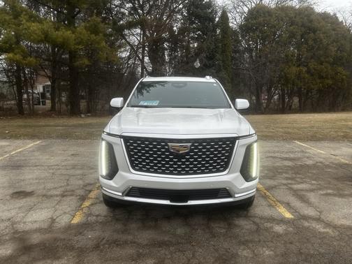 2025 Cadillac Escalade ESV Premium Luxury