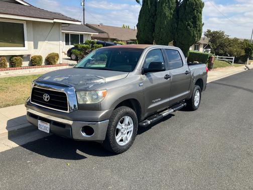 Gold 2007 Toyota Tundra SR5 CrewMax