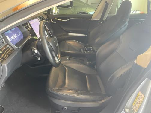 2016 Tesla Model S 90D