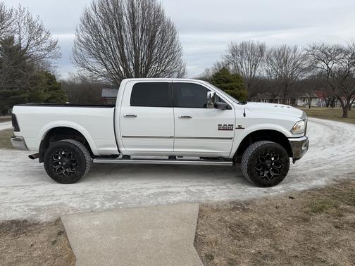 2015 RAM 2500 Laramie