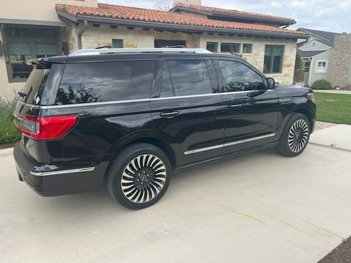 Black 2021 Lincoln Navigator Black Label