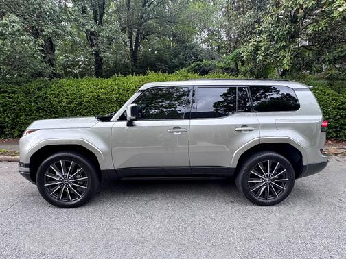 Gray 2025 Lexus GX 550 Luxury+