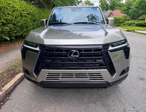 Gray 2025 Lexus GX 550 Luxury+
