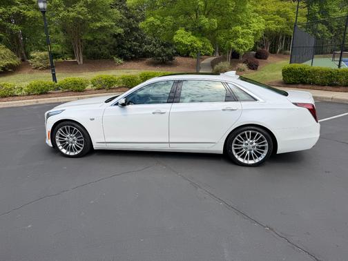White 2018 Cadillac CT6 3.6L Premium Luxury