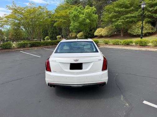 White 2018 Cadillac CT6 3.6L Premium Luxury