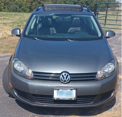 2014 Volkswagen Jetta SportWagen DSG TDI w/Sunroof & Nav