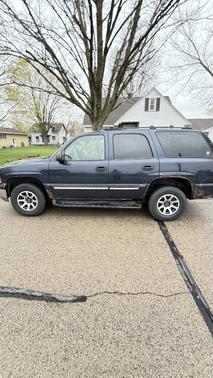 Blue 2004 Chevrolet Tahoe LS