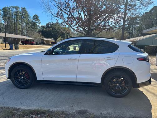 2021 Alfa Romeo Stelvio Ti Sport
