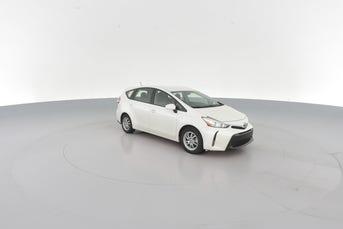 2016 Toyota Prius v Three