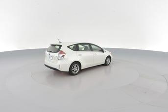 2016 Toyota Prius v Three