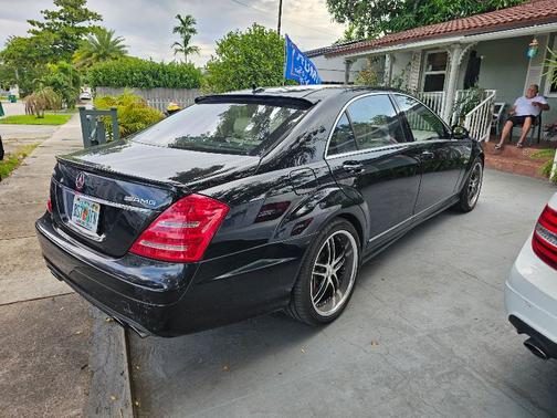 2009 Mercedes-Benz S-Class S 63 AMG