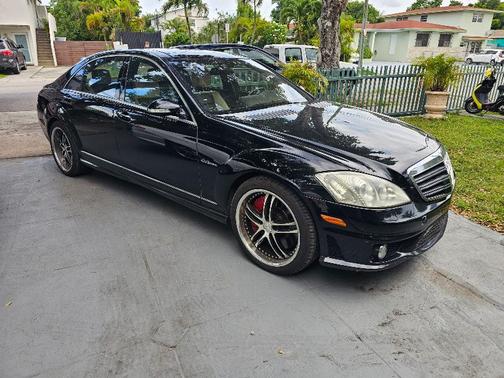 2009 Mercedes-Benz S-Class S 63 AMG