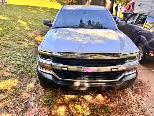 White 2018 Chevrolet Silverado 1500 WT