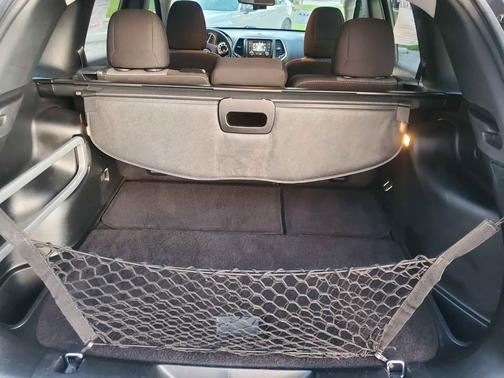 2017 Jeep Cherokee Sport