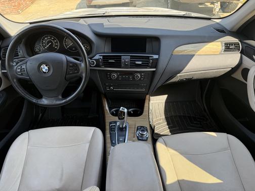 White 2014 BMW X3 xDrive28i