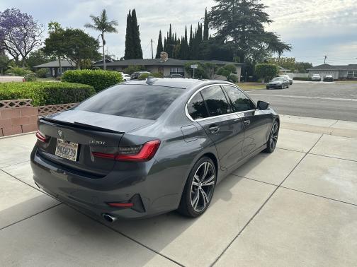 2020 BMW 330 i