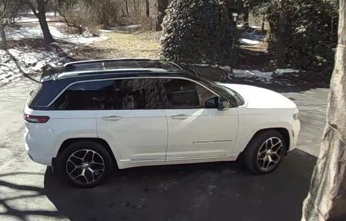 2023 Jeep Grand Cherokee Summit Reserve