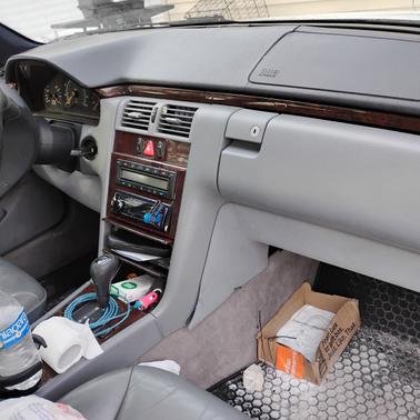 1996 Mercedes-Benz E-Class E320