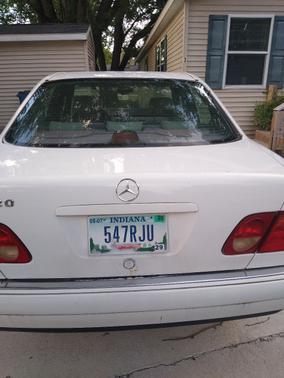 1996 Mercedes-Benz E-Class E320