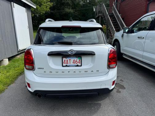White 2019 MINI Countryman Cooper ALL4