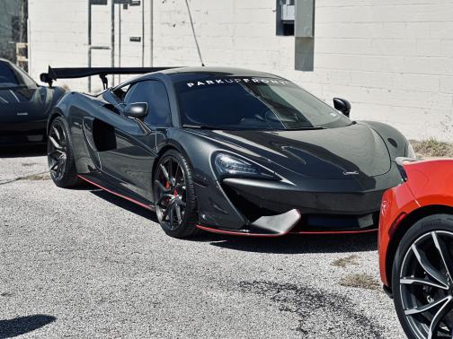 2017 McLaren 570S Base