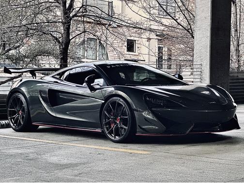 2017 McLaren 570S Base